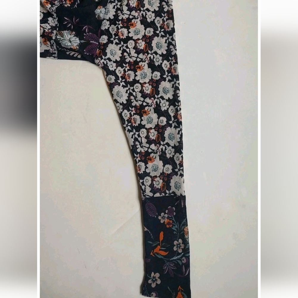 Free People Isabelle Floral Tunic Top Oversized White Blue Purple Blouse S - Picture 11 of 16